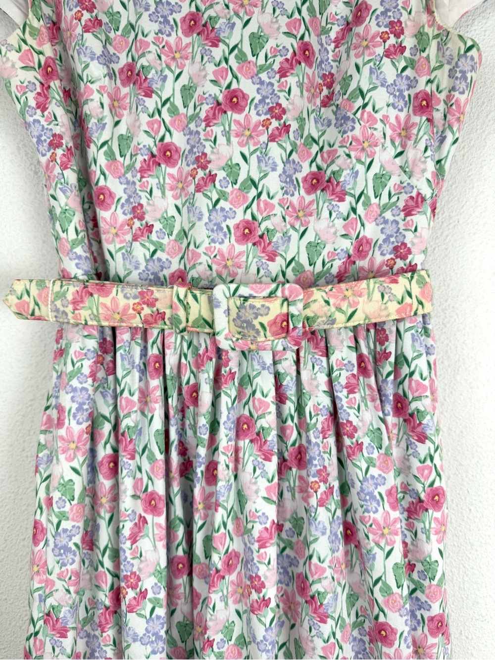 Gal Meets Glam Charlotte Fit and Flare Floral Cap-Sleeve Midi Dress 8 - Picture 5 of 11